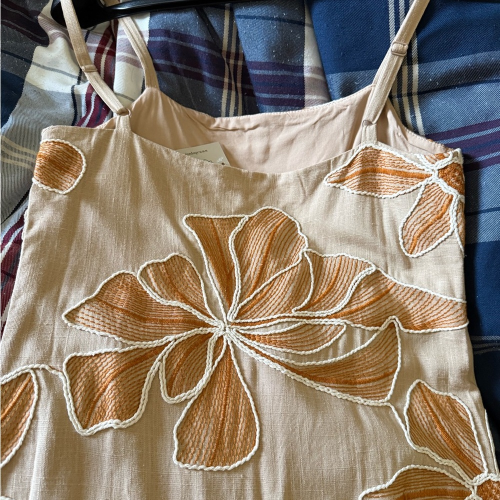 BOHO Floral Sleeveless Linen Dress in Tan and White - Picture 2 of 9